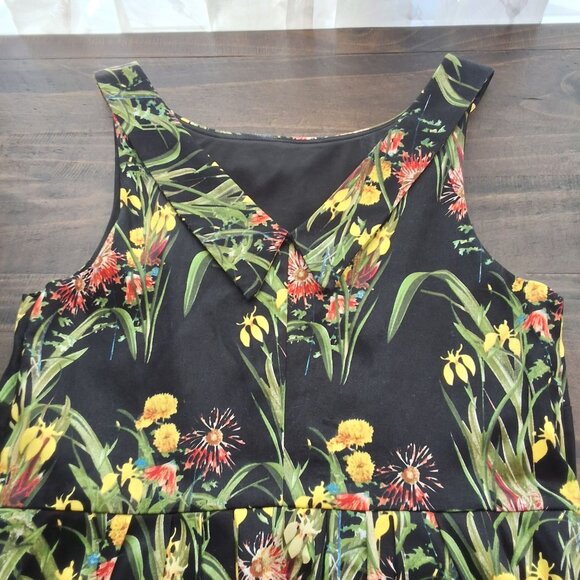 Eva Franco Multicolor Floral Print Dress With Flared Skirt & Pleated Design Sz 8 - Picture 6 of 7